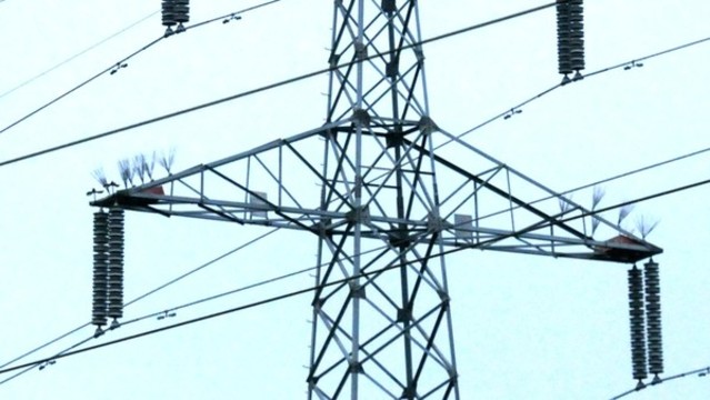 高壓輸電鐵塔