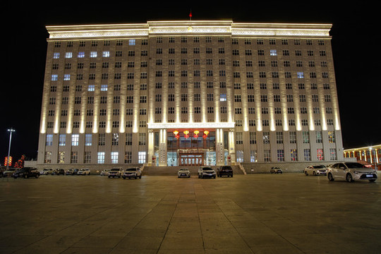 夜景高樓樓體燈光霓虹燈