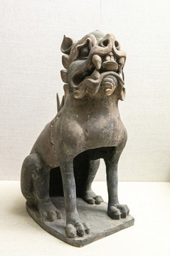 北齊鎮(zhèn)墓獸