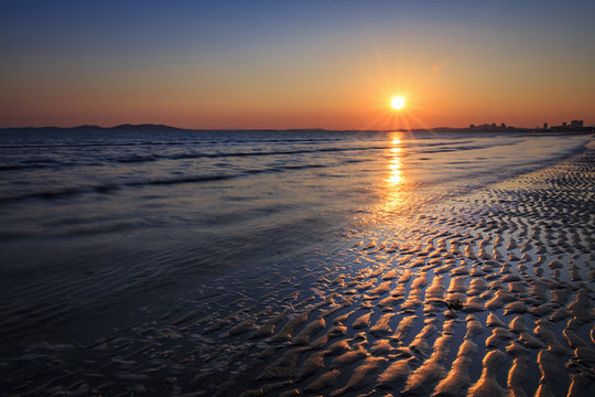 灘涂夕陽(yáng)