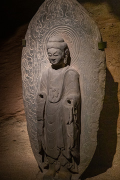 釋迦立像