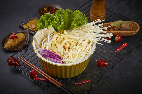 花甲粉配菜