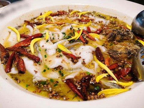 麻辣酸菜魚