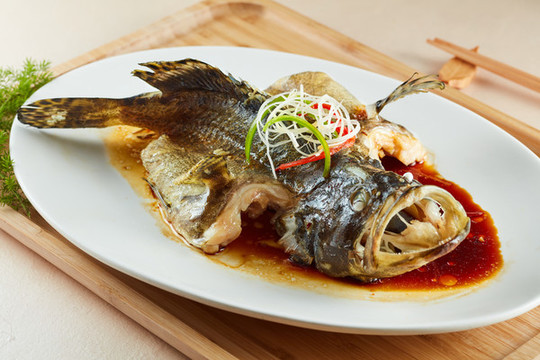 清蒸石斑魚