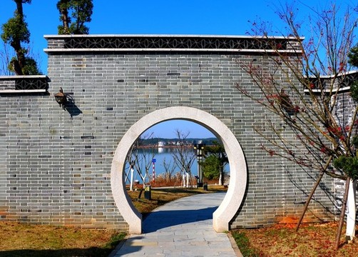 園林內門