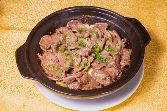黑椒焗牛舌