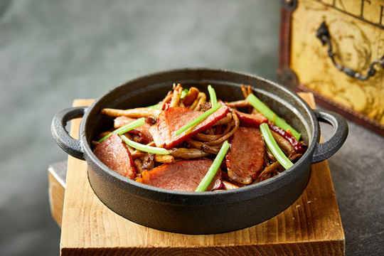 茶樹菇臘肉
