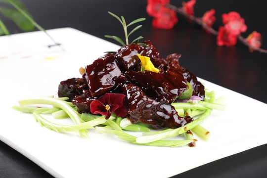 江南炆火小牛肉