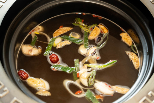 菌菇湯底