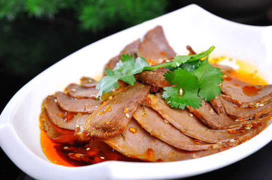 拌牛肉