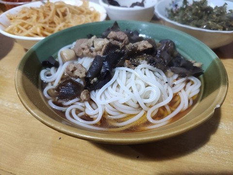 三鮮米粉