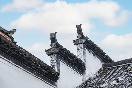 婺源汪口景區(qū)的木頭建筑飛檐