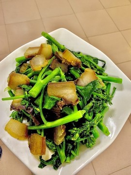 臘肉炒芥藍(lán)