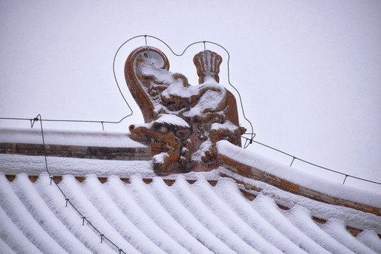 雪中鴟吻