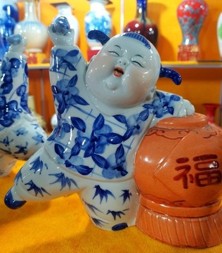 景德鎮(zhèn)陶瓷福娃
