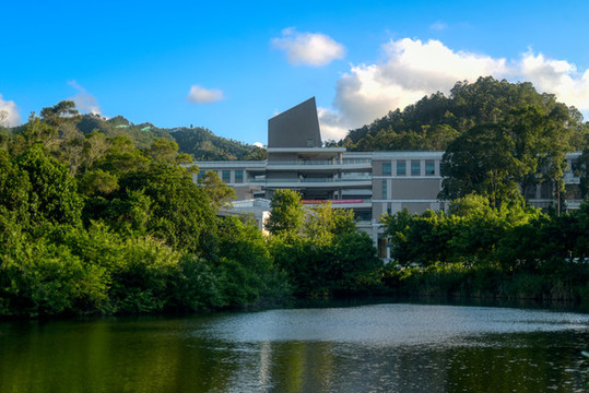 北京師范大學(xué)珠海校區(qū)勵教樓