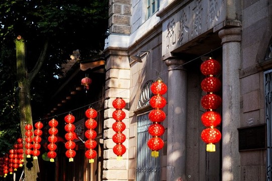 古街紅燈籠