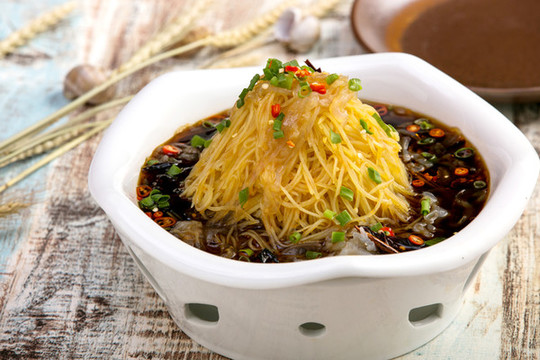 蟄皮土豆絲