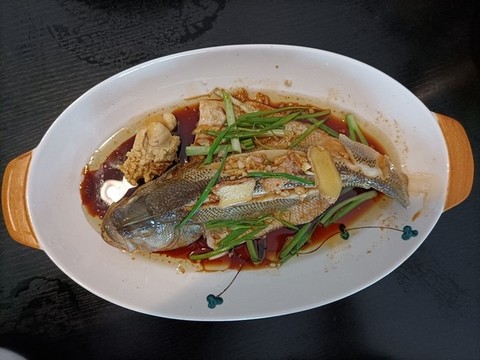清蒸鱸魚