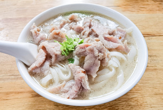 豬肉河粉