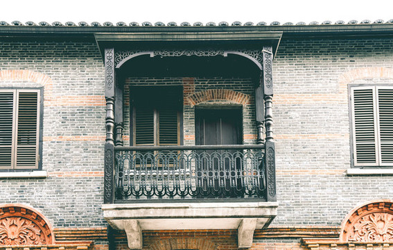 老上海建筑陽臺(tái)