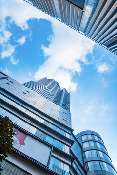 城市建筑高樓大廈外觀藍(lán)天白云