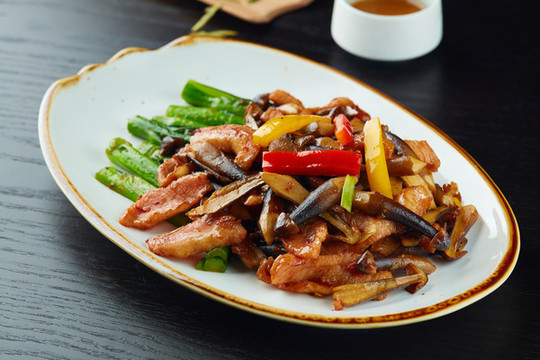 雞樅菇炒肉