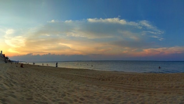 海邊夕陽云彩