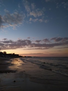 海邊夕陽(yáng)