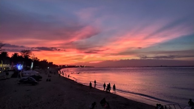 海邊夕陽