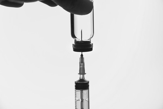 醫(yī)療研究防疫打疫苗注射