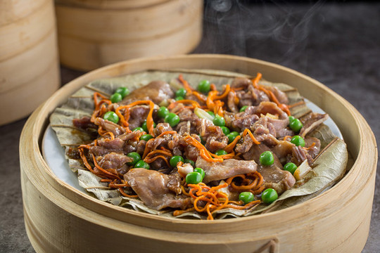 蟲草花蒸牛爽肉