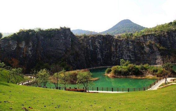 重慶銅鑼山礦山公園