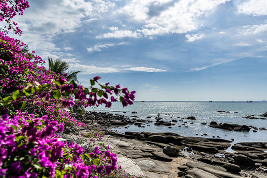 海南三亞大小洞天旅游風景區(qū)