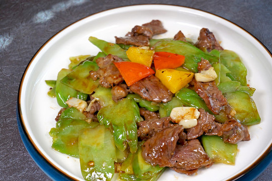 涼瓜炒牛肉