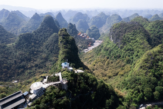 廣西馬山弄拉景區(qū)