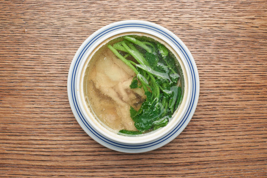 雞肉青菜湯