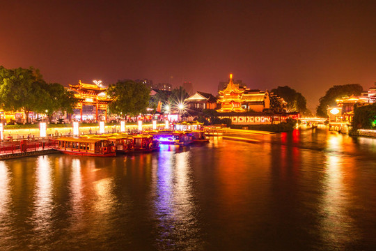 南京夫子廟秦淮河景區(qū)夜景