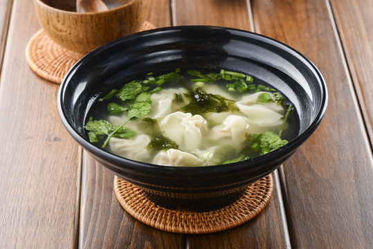 鮮肉餛飩