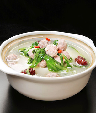 砂鍋丸子小白菜