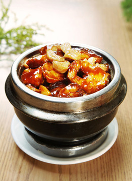蒜香鱈魚煲