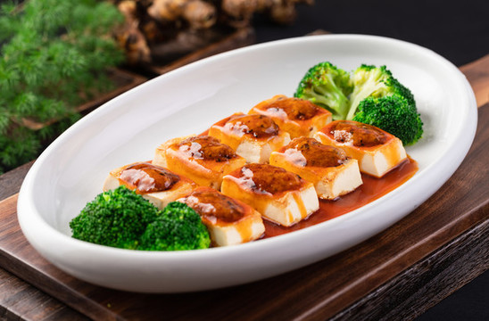 鮑汁煎釀豆腐