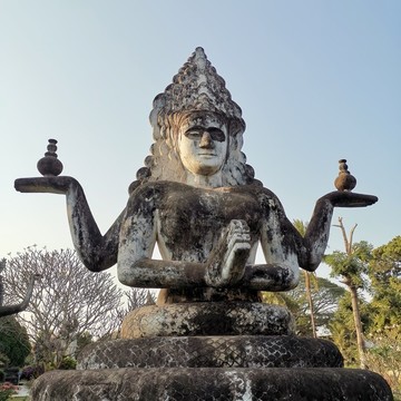 香昆寺雕像