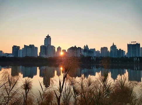 南湖公園日出