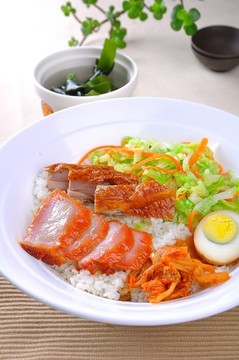 燒臘雙拼飯