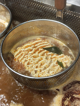 干拌麻辣燙