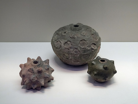 蒺藜陶彈