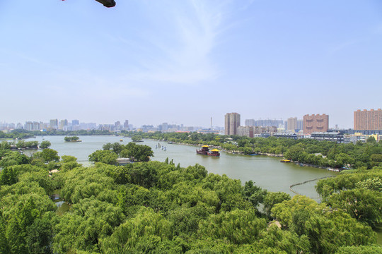 濟(jì)南市大明湖超然樓