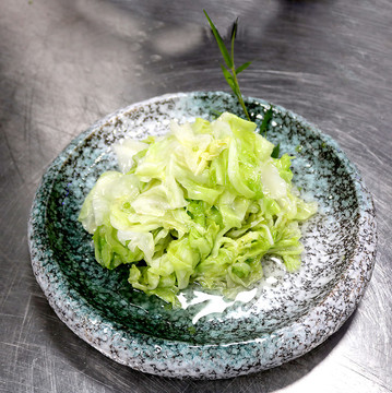 清炒素食包菜