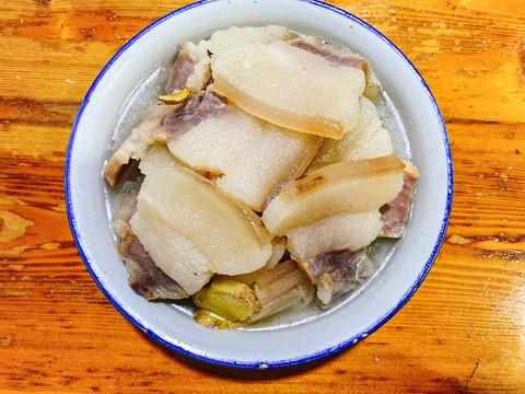 腌肉咸豬肉